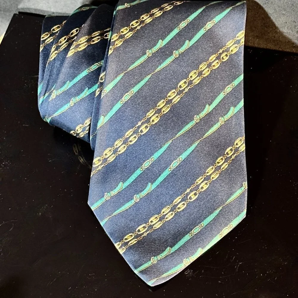 Gucci Logo Silk Tie Kelly Green Blue Striped Gold Link Chain Monogram Academia